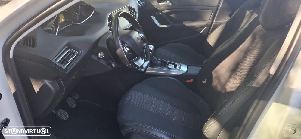 Peugeot 308 SW 1.5 BlueHDi Allure - 10