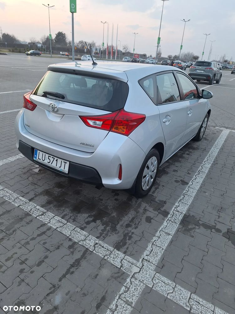 Toyota Auris 1.6 Dynamic - 7