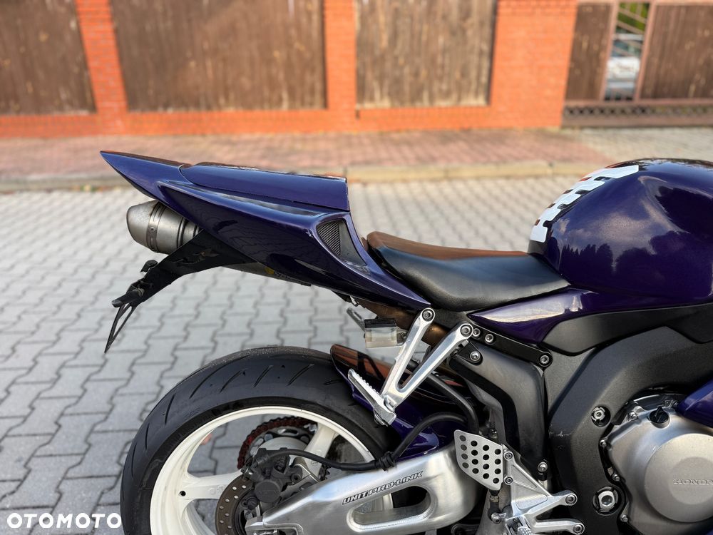 Honda CBR - 12