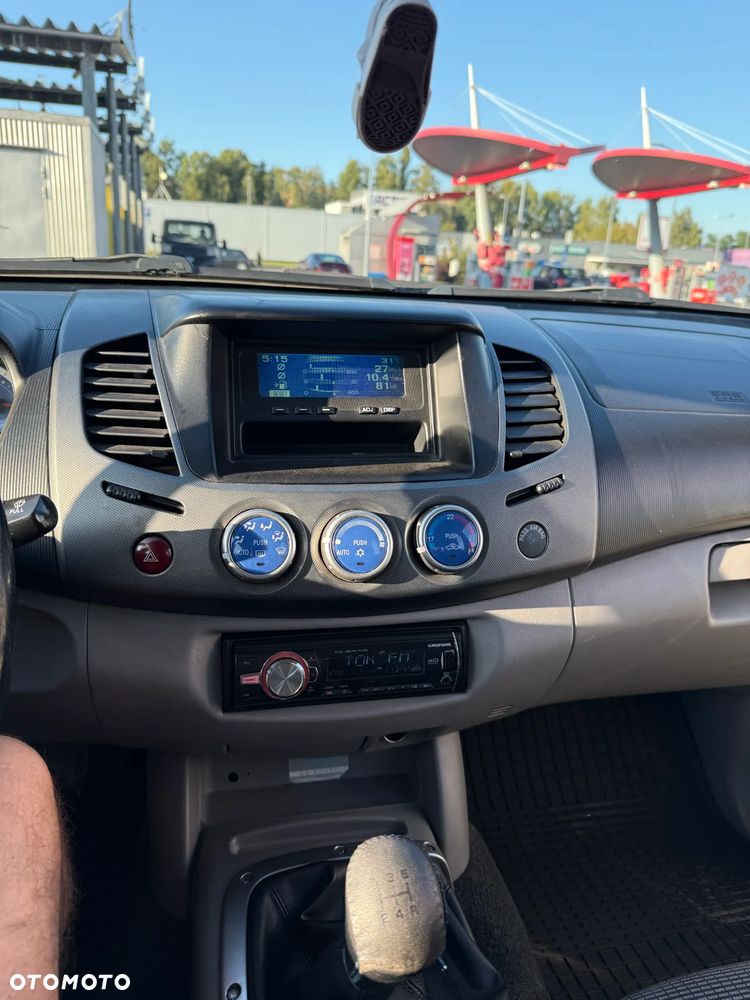 Mitsubishi L200 2.5 DID Intense + - 24