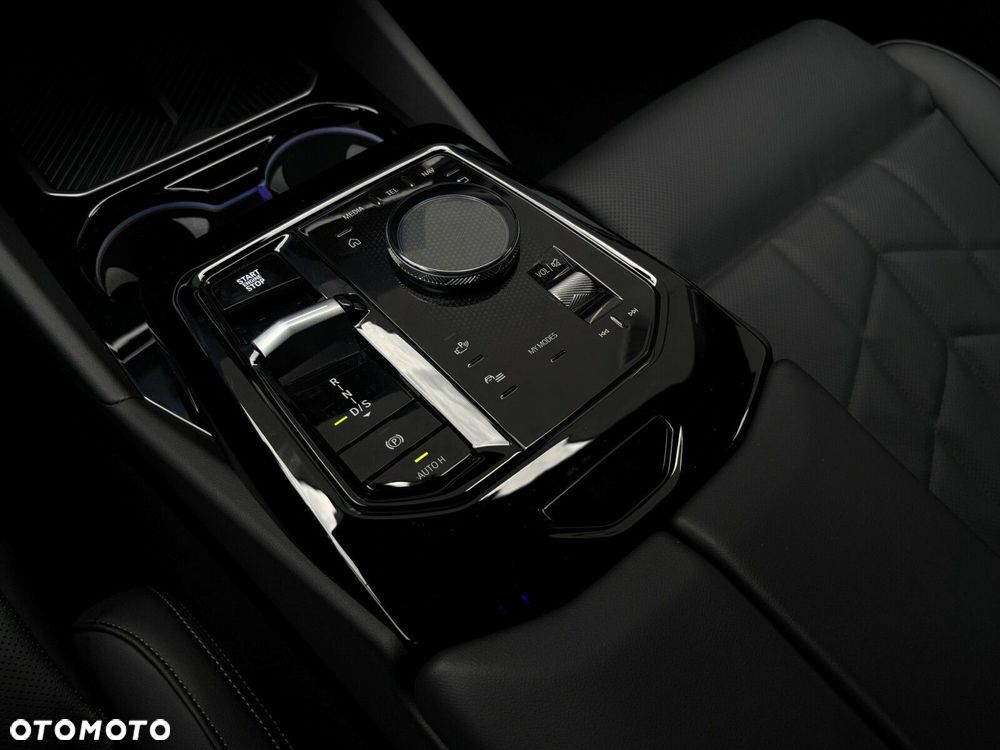 BMW Seria 5 520d xDrive mHEV M Sport - 11