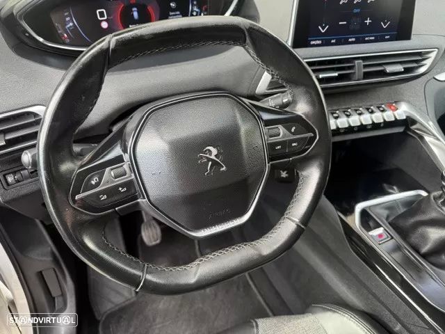 Peugeot 3008 1.2 PureTech Access - 31