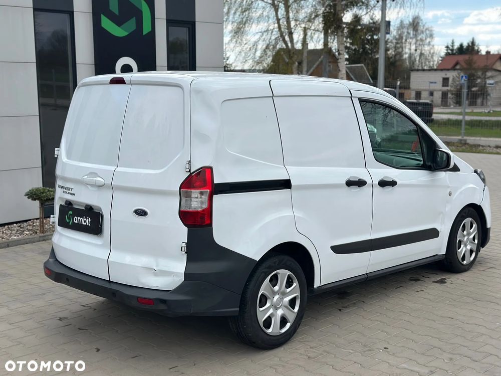 Ford Transit Courier - 6
