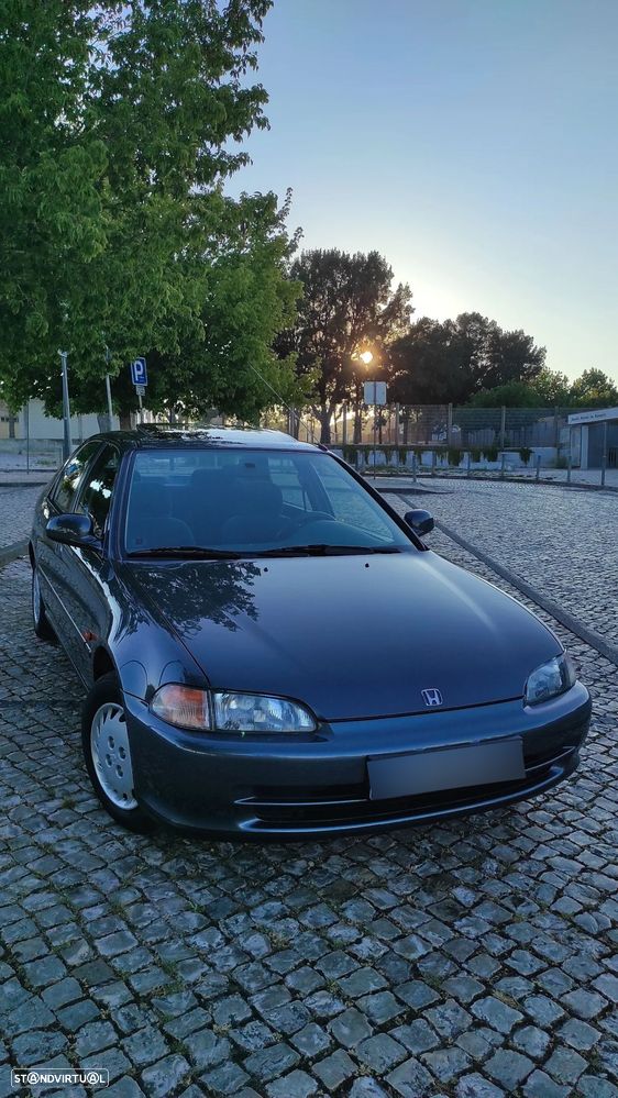 Honda Civic 1.5 LSi 16 V - 12