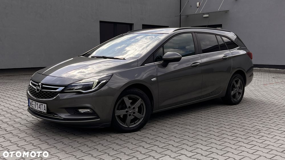 Opel Astra 1.6 CDTI Elite - 1