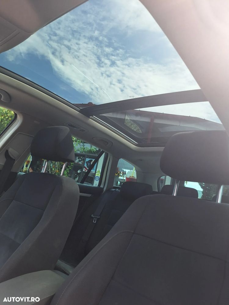 Volkswagen Golf 2.0 TDI Highline DSG - 11