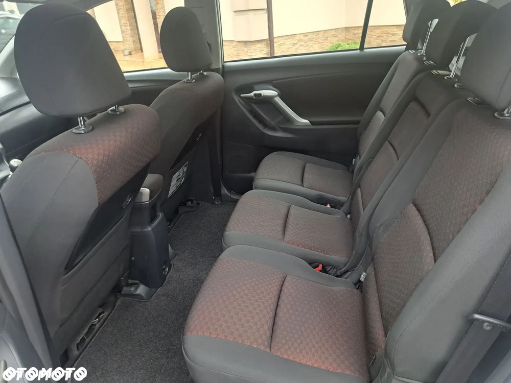 Toyota Verso 1.8 5-Sitzer Edition S+ - 12