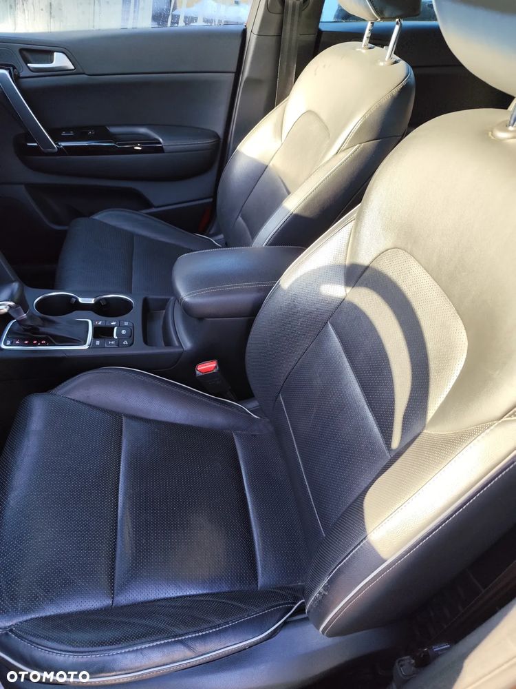 Kia Sportage 1.6 T-GDI AWD DCT GT LINE - 13