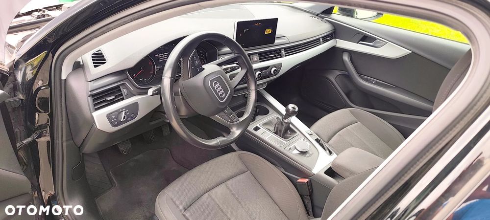 Audi A4 Avant 2.0 TDI - 5