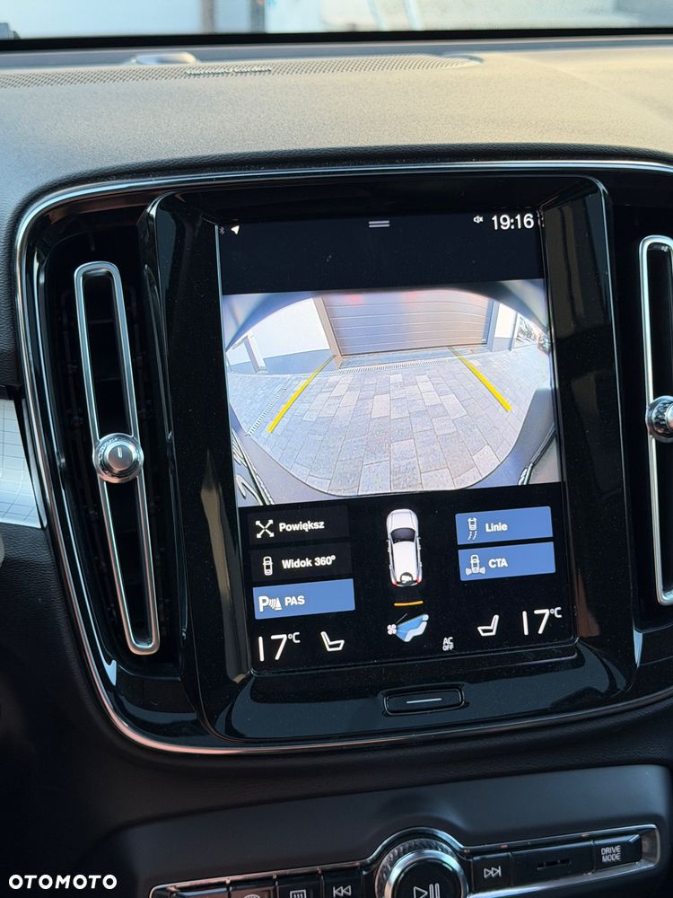 Volvo XC 40 - 13