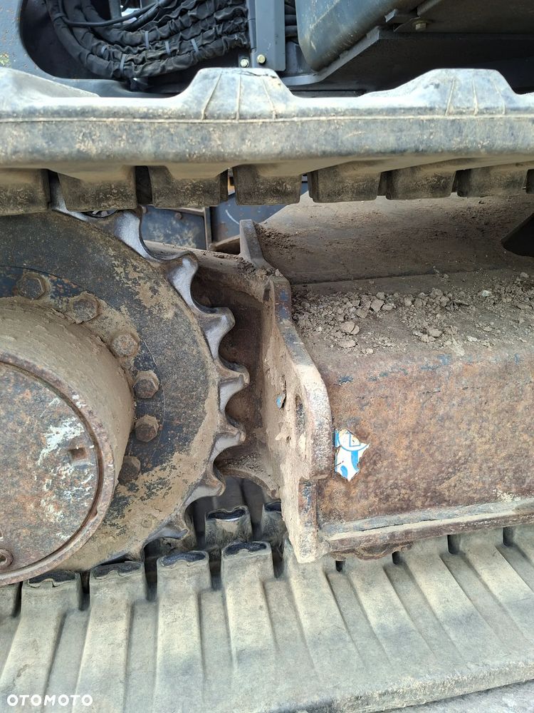 Hitachi ZX85 USB - 13