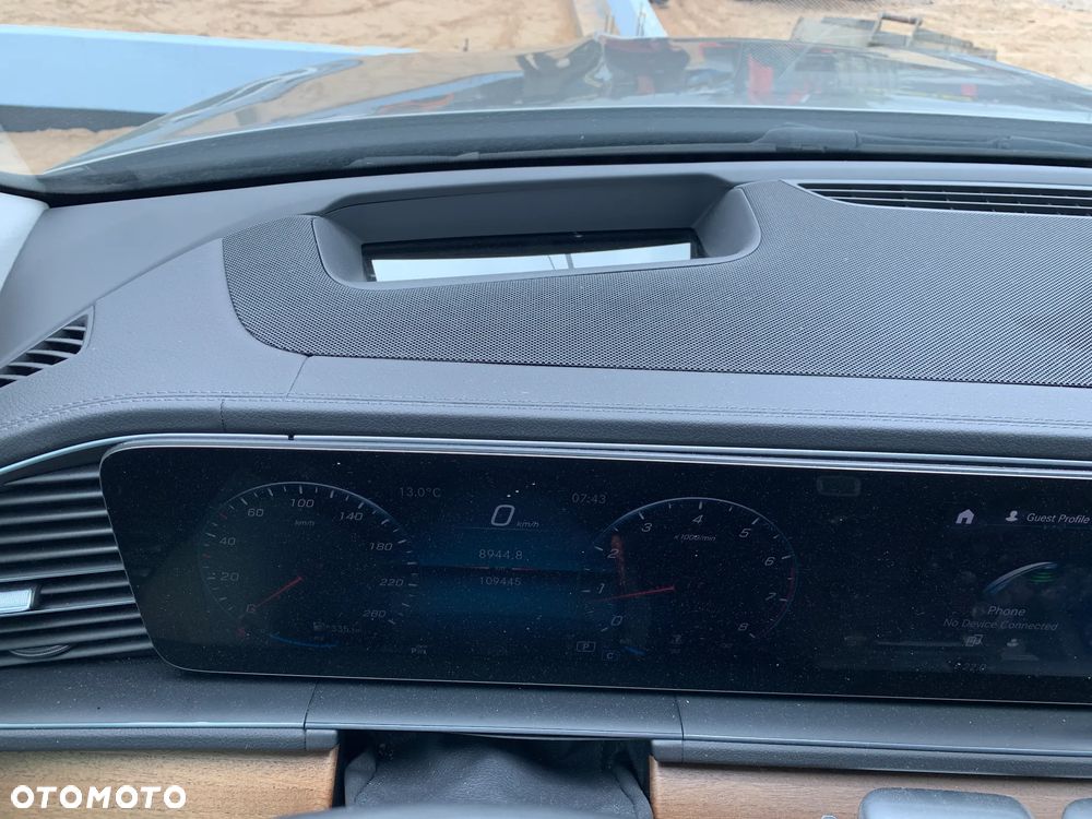 Mercedes-Benz GLE - 21