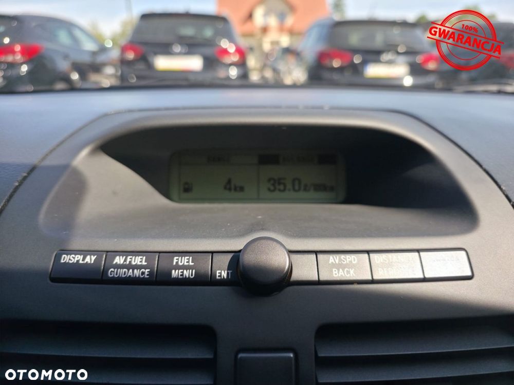 Toyota Avensis - 29