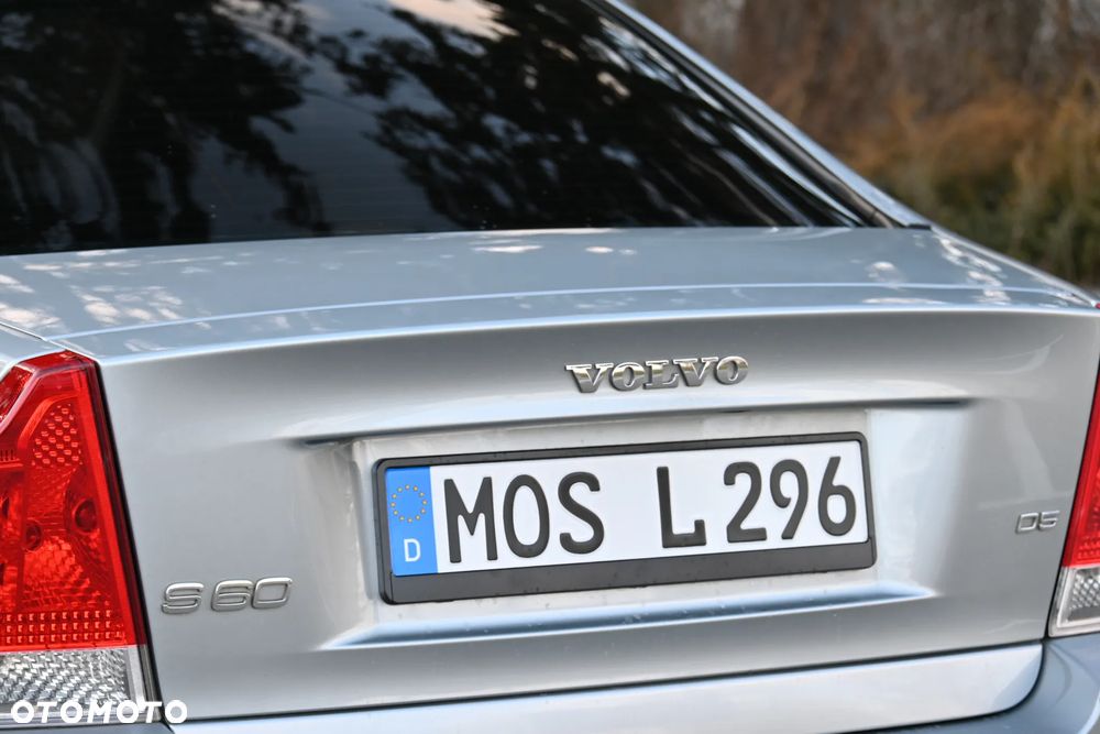 Volvo S60 2.4D5 Momentum - 18
