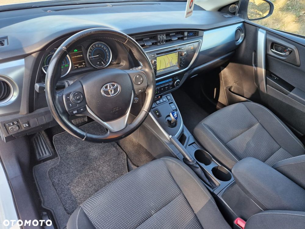 Toyota Auris - 18