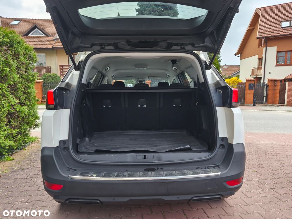 Peugeot 5008 1.5 BlueHDi Allure S&S EAT8 - 33