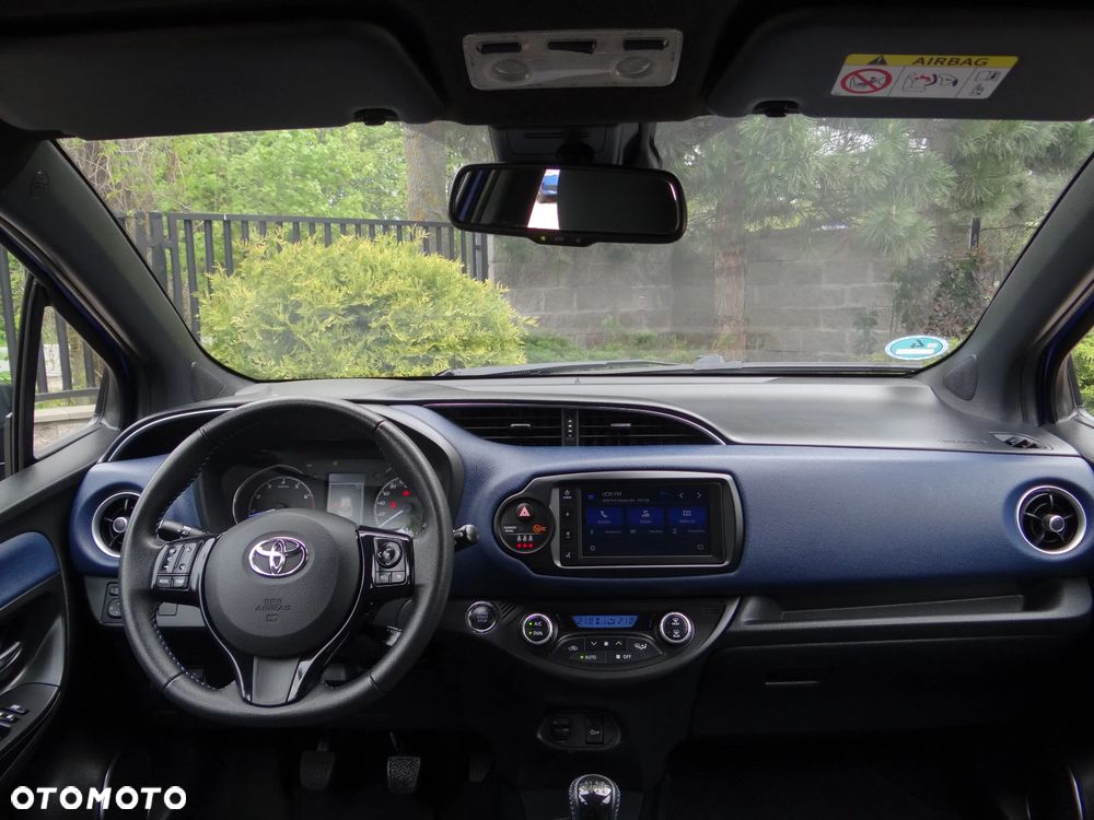 Toyota Yaris 1.5 Premium - 29