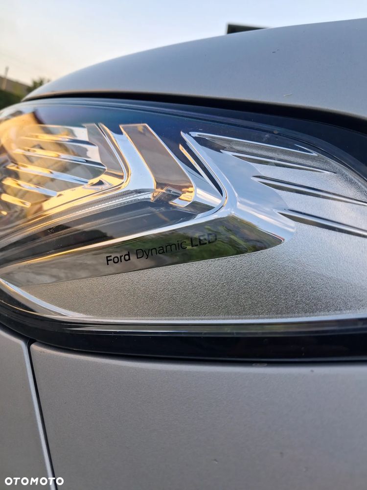 Ford Mondeo 2.0 EcoBlue Titanium - 19