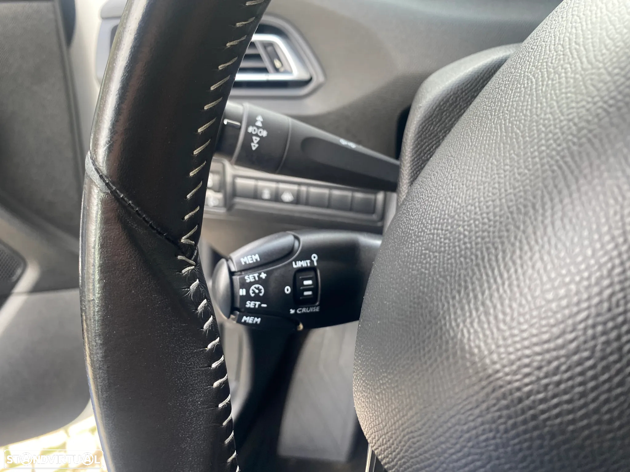 Peugeot 308 SW BlueHDi 120 EAT6 Stop & Start Active Business-Pack - 36