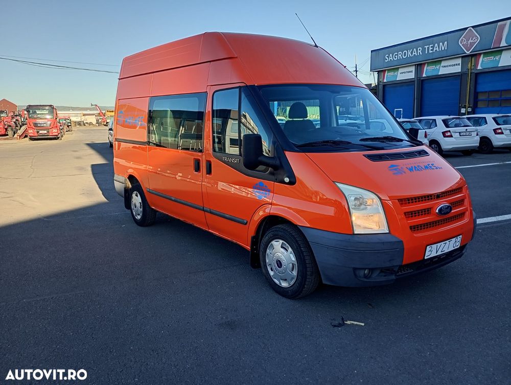 Ford Transit Turneo - 1
