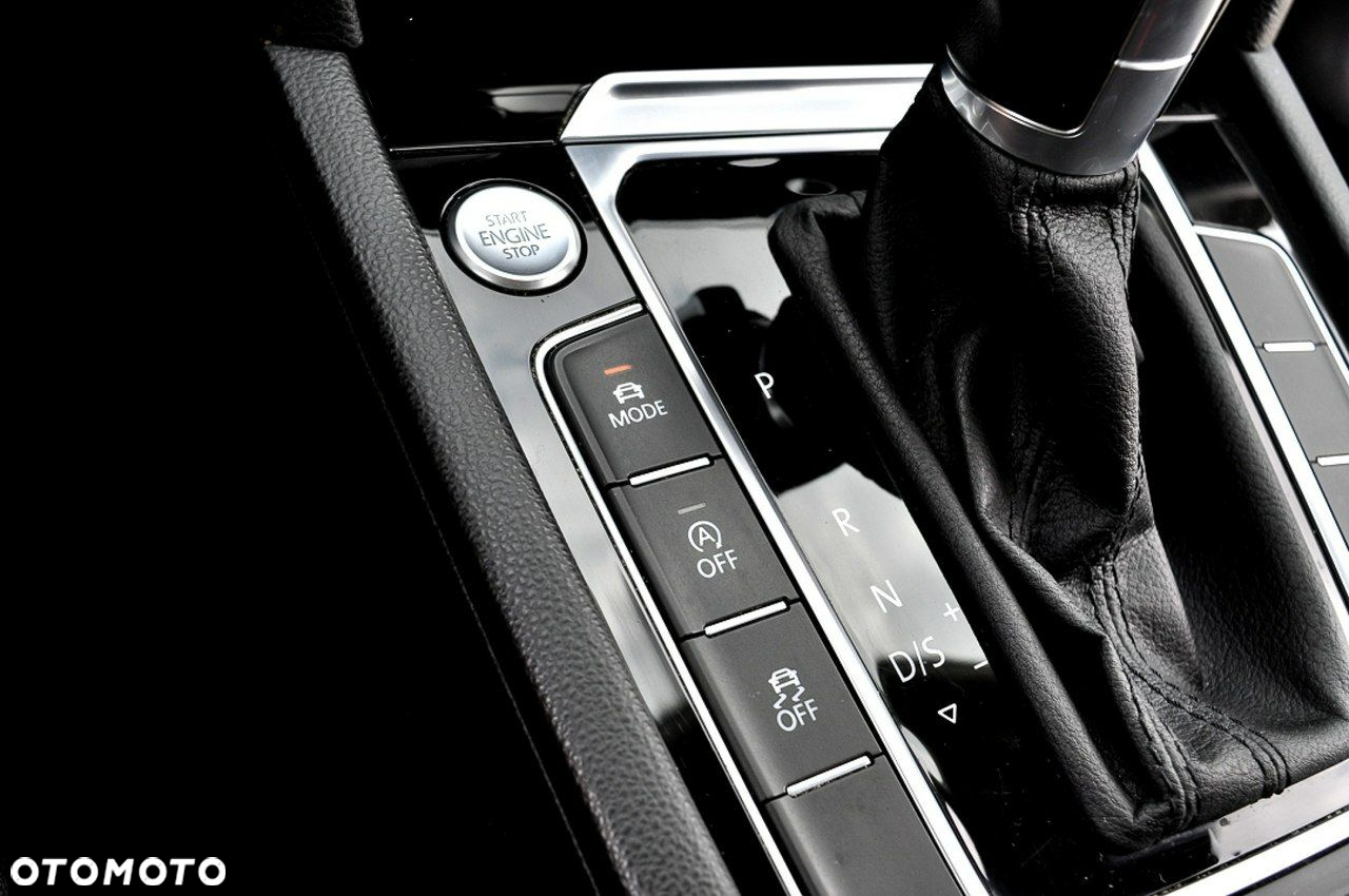 Volkswagen Passat 2.0 TSI BMT Highline DSG - 17