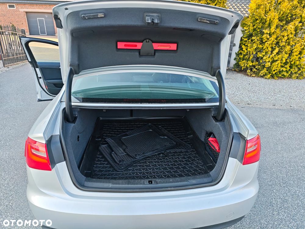 Audi A6 Limousine 2.0 TDI - 17