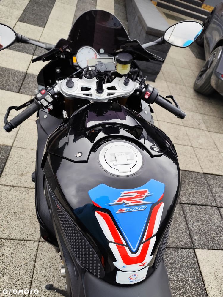 BMW S - 18
