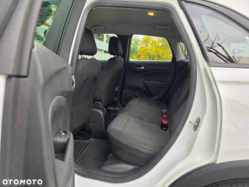 Opel Crossland X 1.2 Enjoy - 19