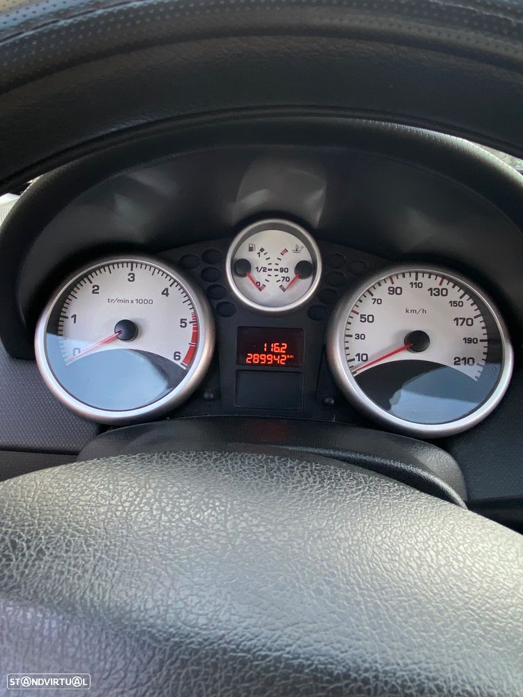 Peugeot 207 1.4 HDi Urban - 8