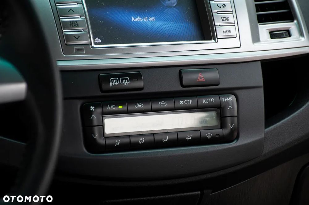 Toyota Hilux 3.0 D-4D Invincible - 14