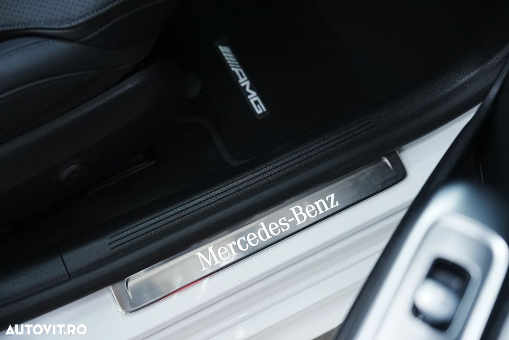 Mercedes-Benz C - 34