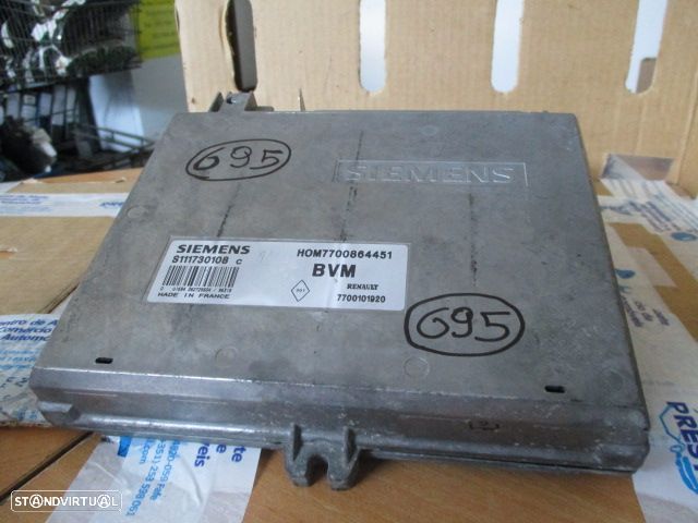 Centralina 7700101920 S111730108C RENAULT MEGANE COUPE 1996 1.4I SIEMENS RENAULT MEGANE 1997 1.4I SIEMENS RENAULT MEGANE 1 PHASE 1  1998 1.4I 75CV 5P AZUL SIEMENS - 1