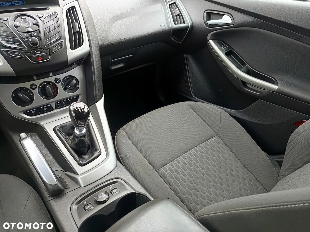 Ford Focus 1.0 EcoBoost Start-Stopp-System Champions Edition - 26