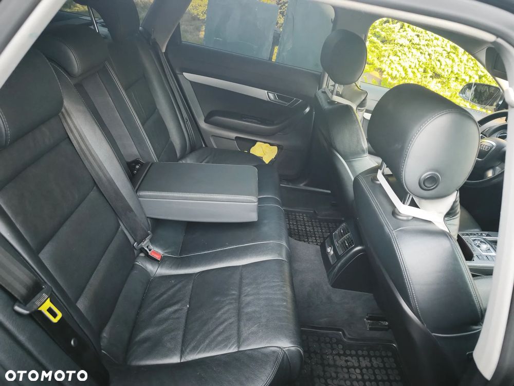 Audi A6 Avant 2.4 Quattro - 13