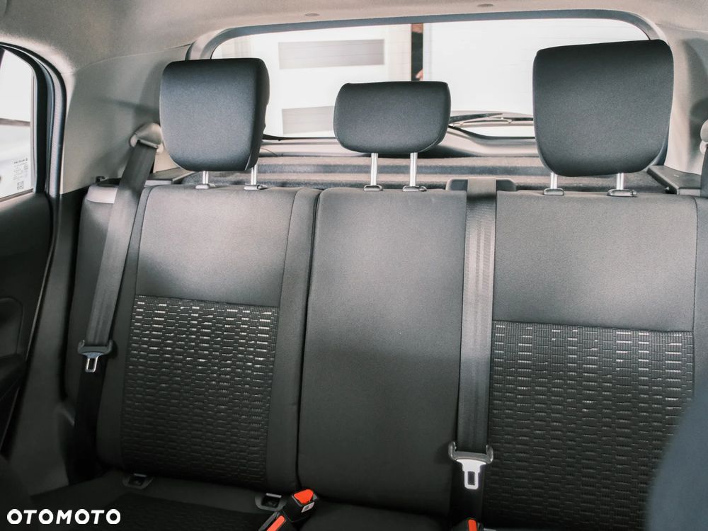 Suzuki Swift - 18