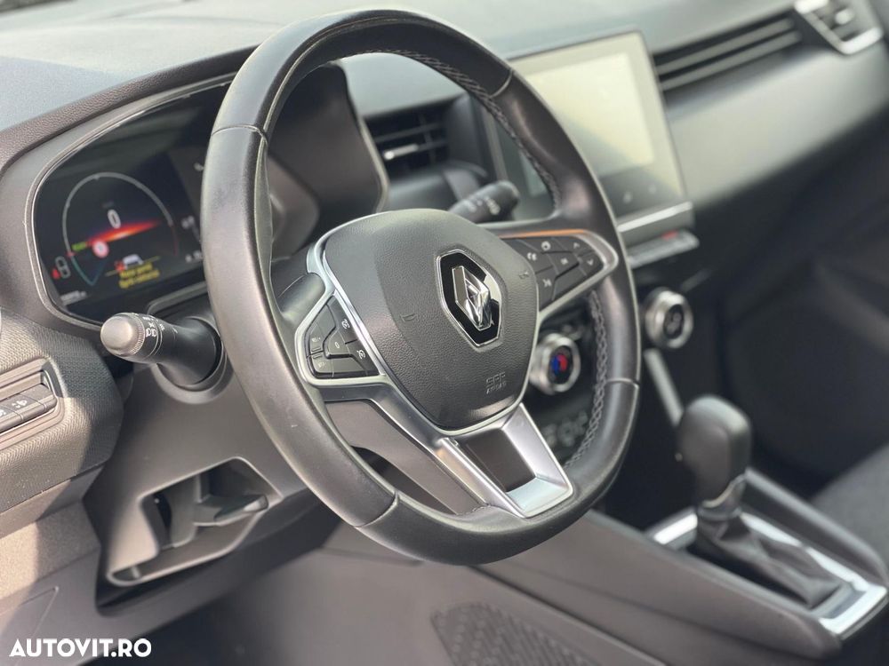 Renault Clio V E-Tech 145 Techno - 10