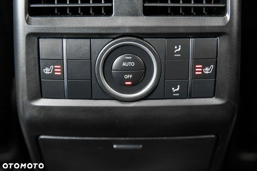 Mercedes-Benz GLE - 32