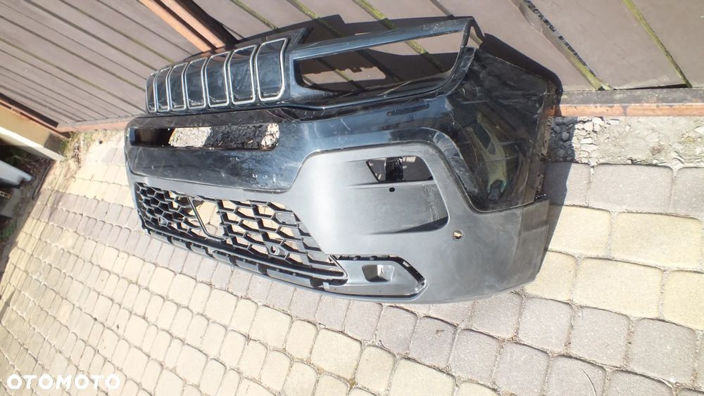 Zderzak przedni Jeep Avenger 735768108 - 3