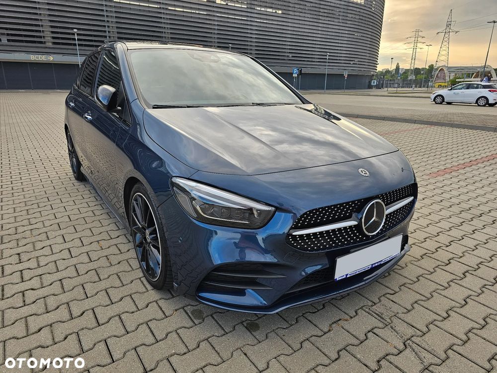 Mercedes-Benz Klasa B 250 4Matic 7G-DCT AMG Line - 3