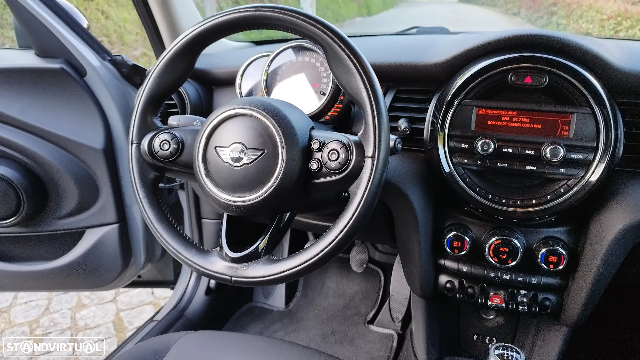 MINI 5 Portas One - 17