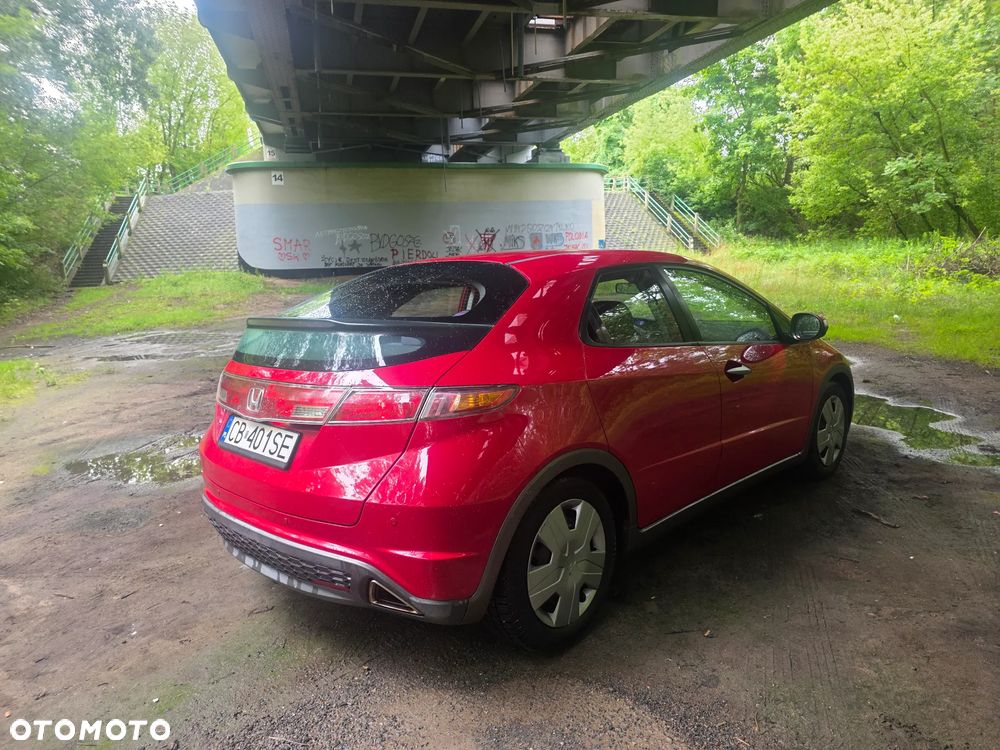 Honda Civic 1.8 Comfort - 3
