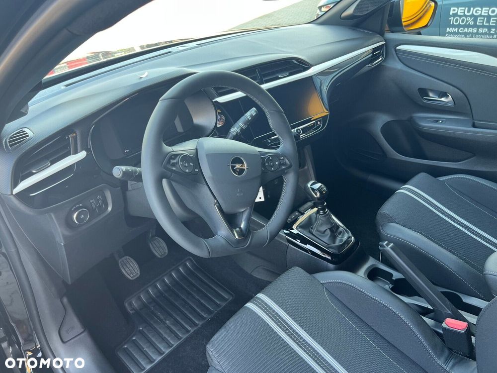 Opel Corsa 1.2 T GS S&S - 9