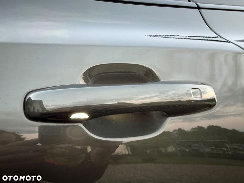 Volvo XC 60 B4 D Geartronic RDesign - 28