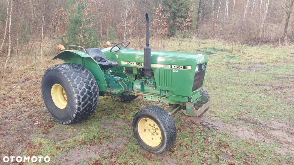 John Deere 1050 - 23