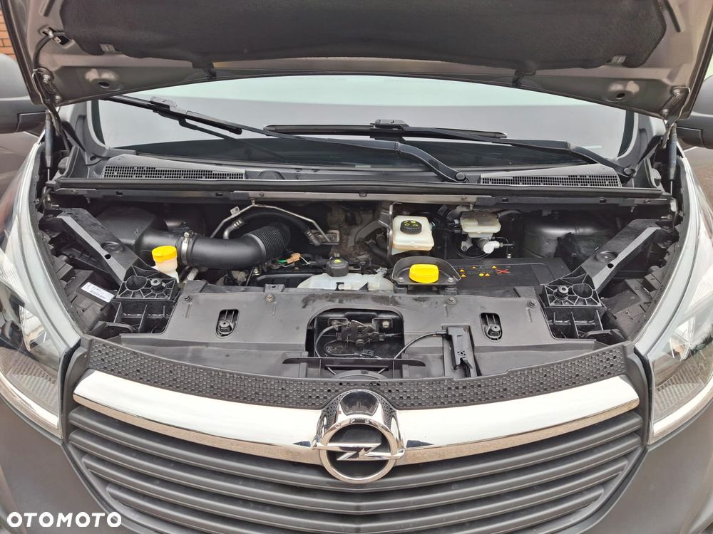 Opel Vivaro - 16