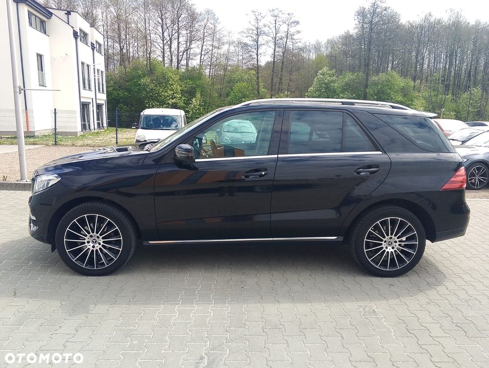 Mercedes-Benz GLE 250 d 4-Matic - 3