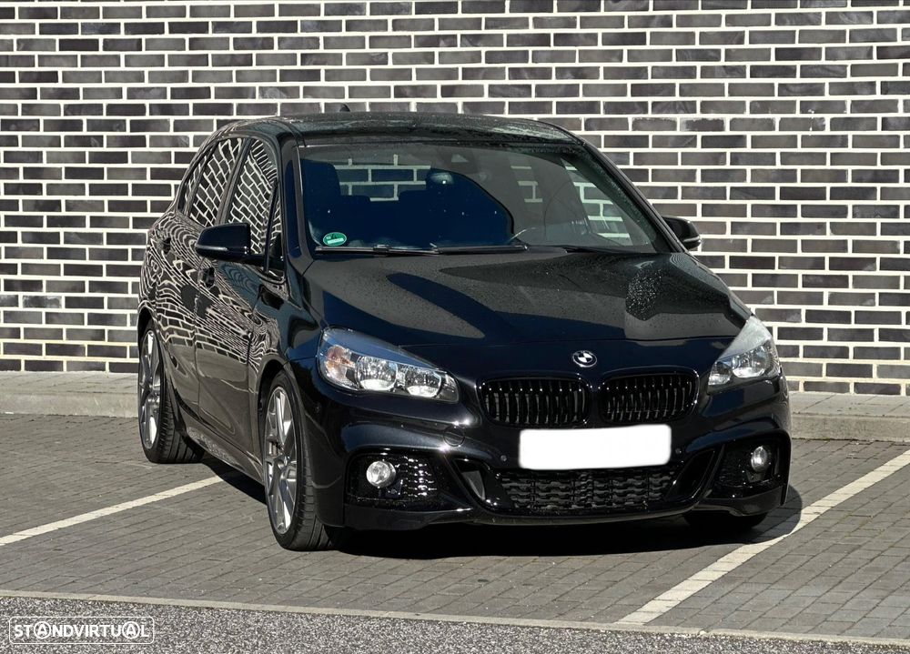 BMW 218 Active Tourer d xDrive M Sport - 9