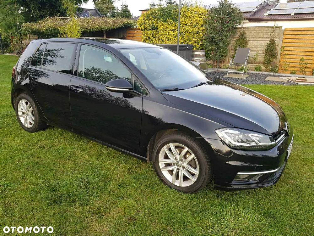 Volkswagen Golf - 2