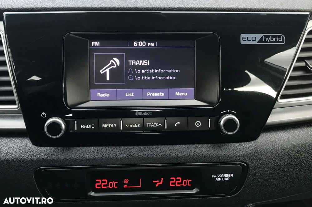 Kia Niro - 28