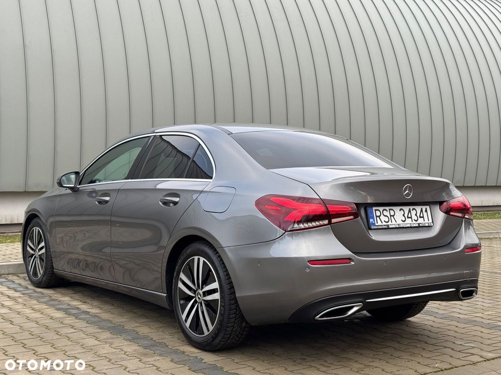 Mercedes-Benz Klasa A 180 Progressive 7G-DCT - 15